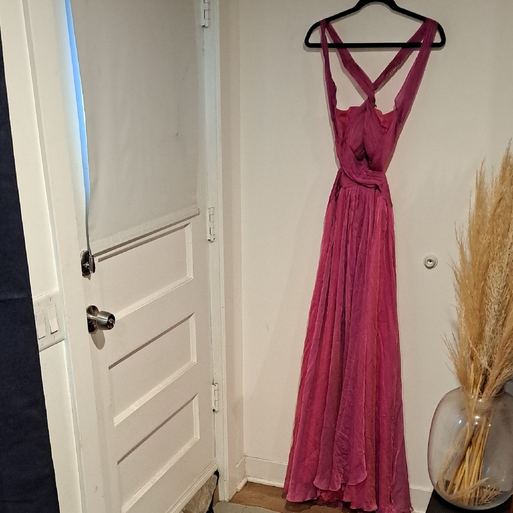NWT Morrell Maxie Fuchsia Backless Dress Size 6 B109